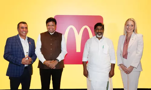 Bhatti, Sridhar Open McDonald’s GCC