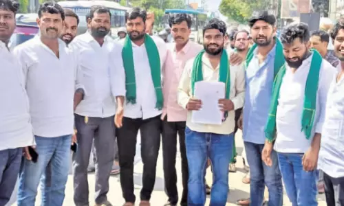 Pharma City Farmers to Campaign Against Congress in JH Bypoll