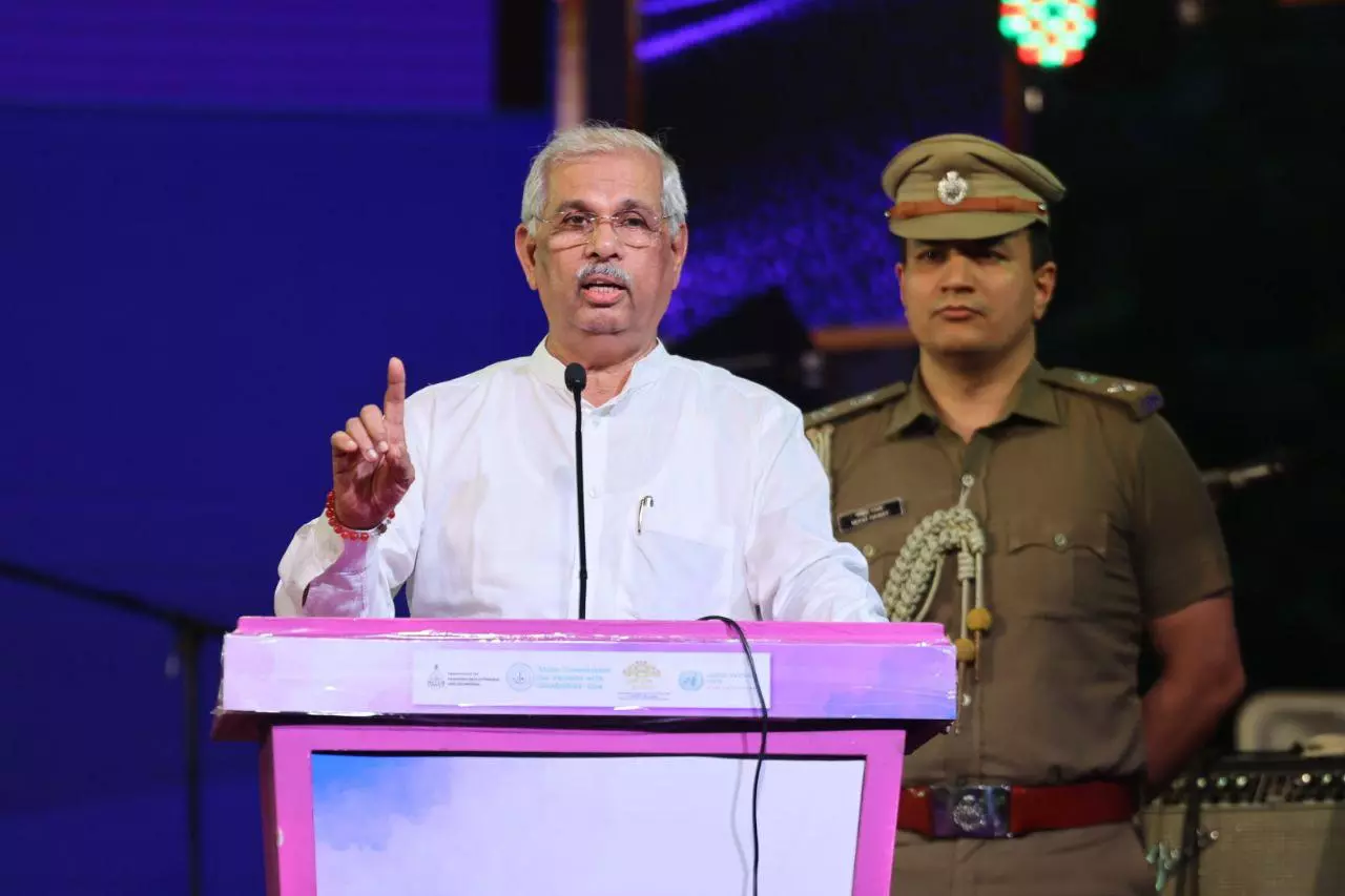 Kerala Governor Launches Voter List Revision Amid Protests from Left, UDF Kerala Governor Launches Voter List Revision Amid Protests from Left, UDF