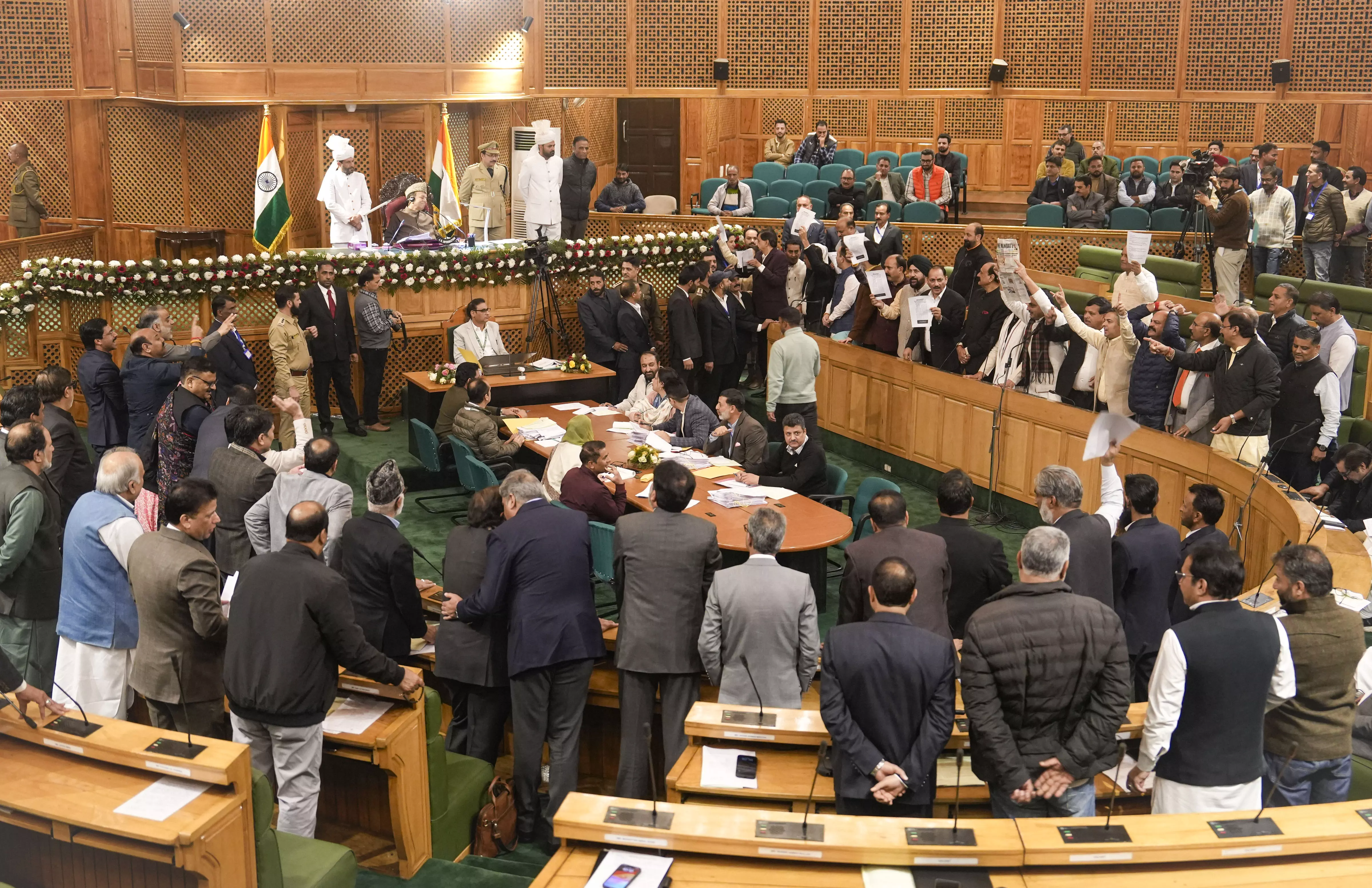 J&K Lawmakers Decry Systematic Assault on Press Freedom, Demand Fair Ads, End to Harassment J&K Lawmakers Decry Systematic Assault on Press Freedom, Demand Fair Ads, End to Harassment