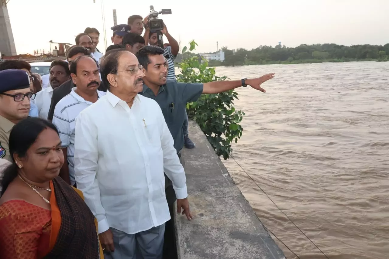 Rs 10,000 per Acre Ex Gratia for Crop Damage: Minister Tummala