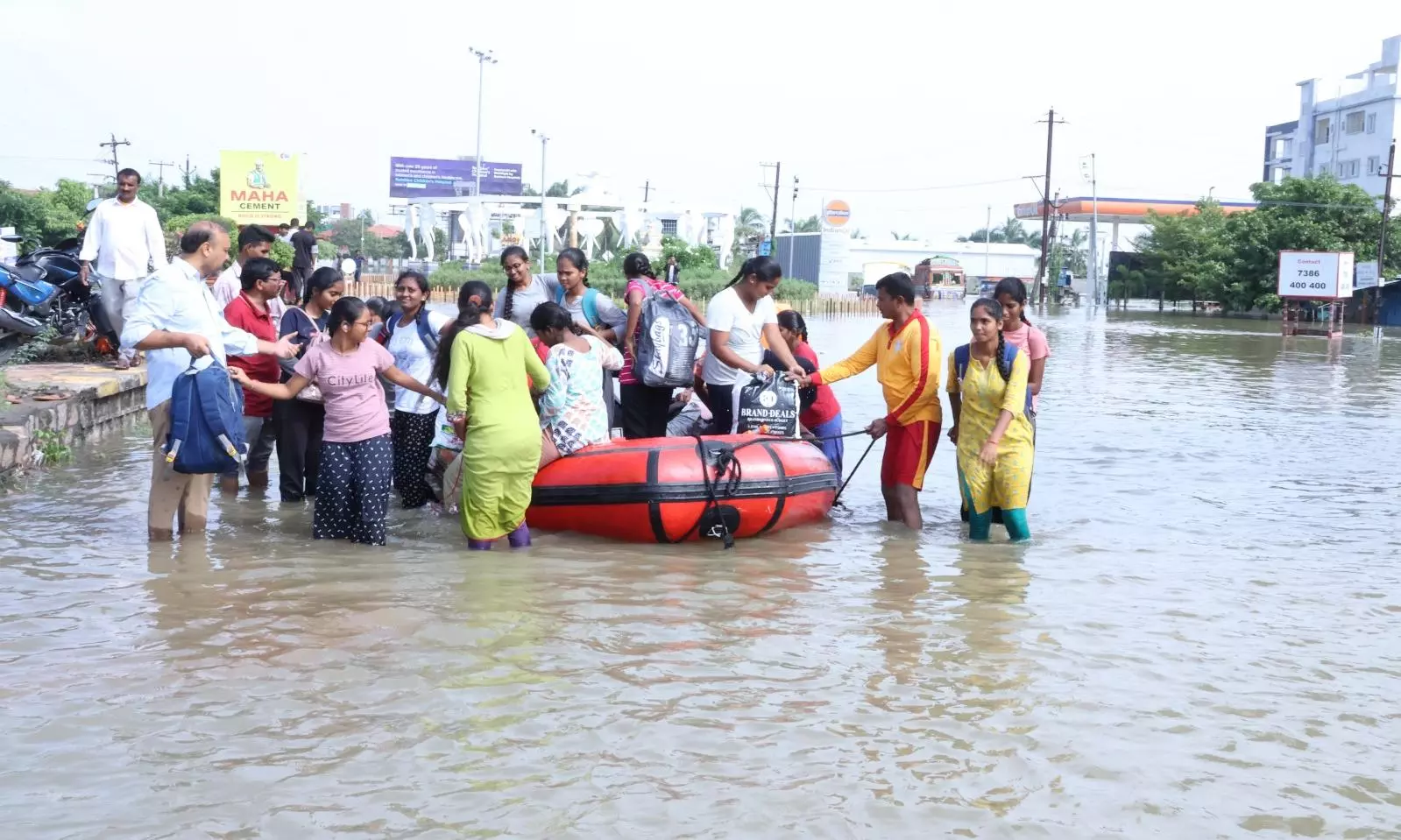 Gopalapuram Lake Breach Floods Warangal