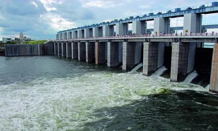 Several Villages Marooned As 1.5 Lakh Cusecs Released From Gundlakamma Reservoir Several Villages Marooned As 1.5 Lakh Cusecs Released From Gundlakamma Reservoir