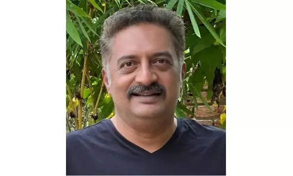 Film Actor Prakash Raj Among 70 Chosen for Rajyotsava Awards