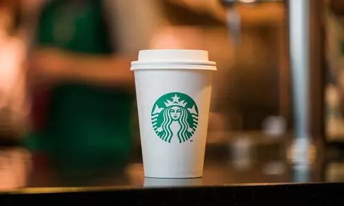 Starbucks Returns to Sales Growth After 18 Months, But Margins Squeezed by Coffee Costs Starbucks Returns to Sales Growth After 18 Months, But Margins Squeezed by Coffee Costs