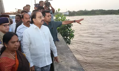 Rs 10,000 per Acre Ex Gratia for Crop Damage: Minister Tummala