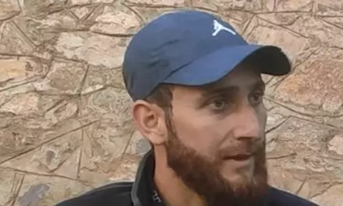 Kashmiri Guide Who Saved Chhattisgarh Tourists During Pahalgam Attack Urges People To Visit Valley