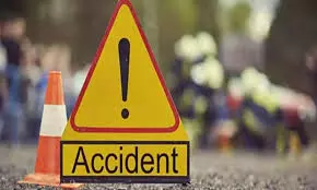16 Tourists From Srikakulam Injured In Uttar Pradesh Road Accident 16 Tourists From Srikakulam Injured In Uttar Pradesh Road Accident