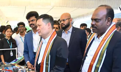 Students Must Bridge Tech Gap Between Youth and Elderly, Says Thai Envoy