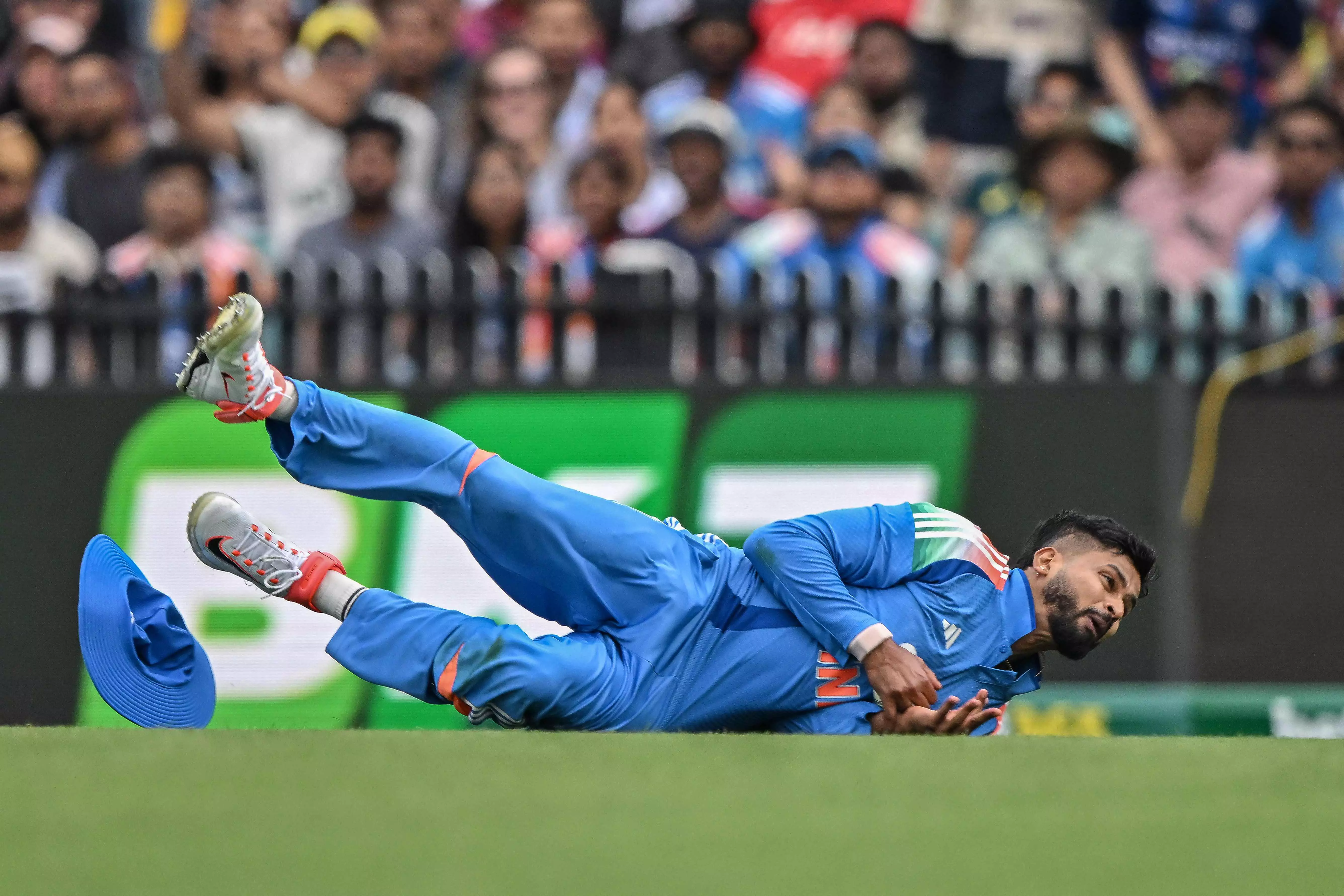 Shreyas Iyer Discharged from Hospital, Stable Now: BCCI Shreyas Iyer Discharged from Hospital, Stable Now: BCCI