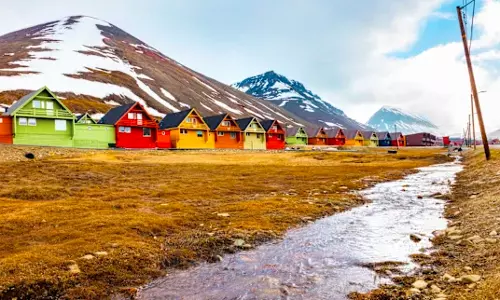 No Birth or Death Allowed: Inside Norway’s Unusual Arctic Island of Svalbard