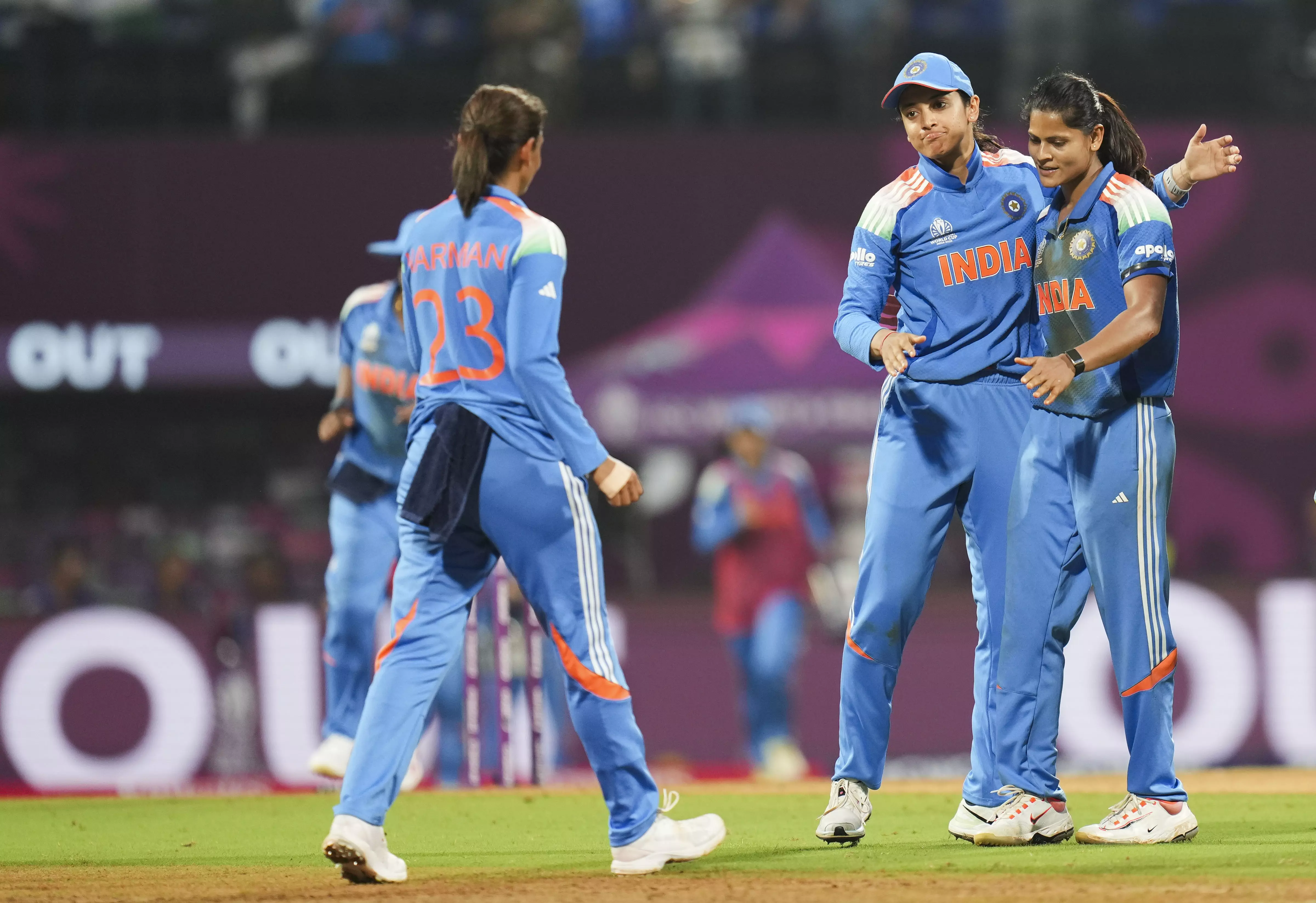 BCCI to give ₹125 crore to India Women if They win World Cup BCCI to give ₹125 crore to India Women if They win World Cup