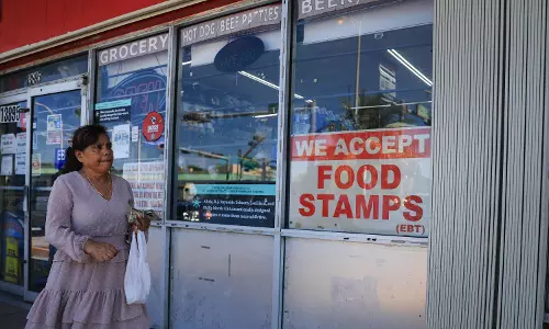 Federal Food Aid Uncertainty Deepens as Shutdown Crisis Grows
