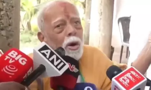 Srikakulam Temple Barricaded After Stampede