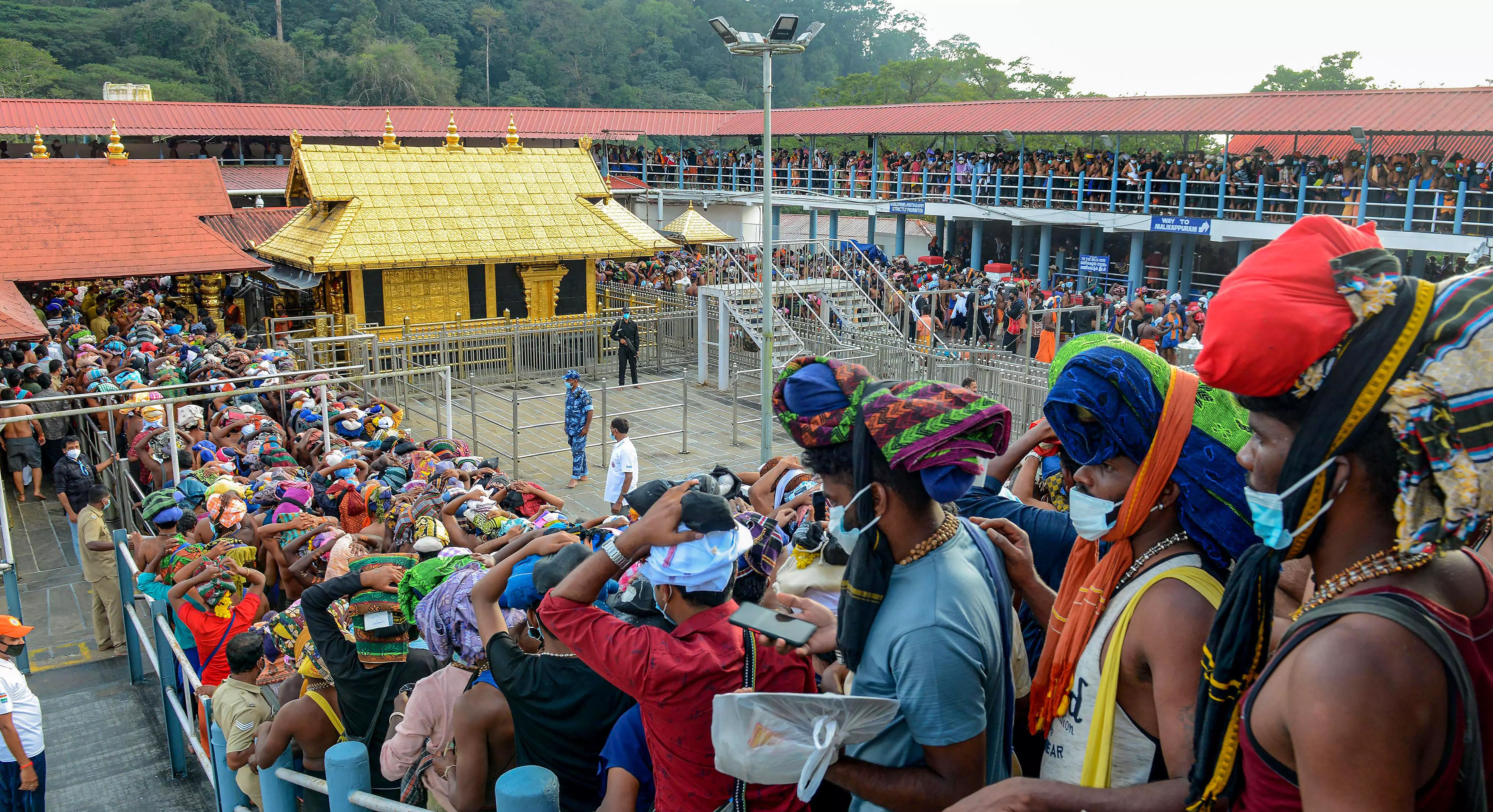 Kerala to Set Up Advanced Speciality Hospital for Sabarimala Pilgrims