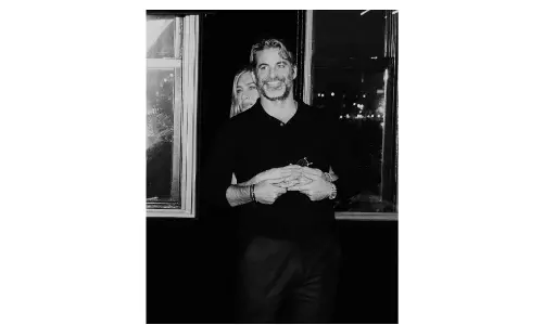 Jennifer Aniston Goes Official With Bf Jim Curtis on His Birthday Jennifer Aniston Goes Official With Bf Jim Curtis on His Birthday