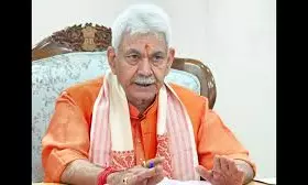 J&K Cracks Down on Fake Journalists: L-G Manoj Sinha Orders Verified Database, Strict Action J&K Cracks Down on Fake Journalists: L-G Manoj Sinha Orders Verified Database, Strict Action