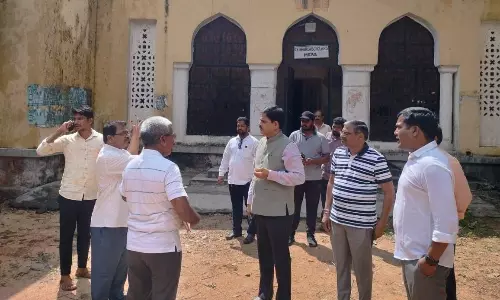 OC VC Finds Cracked Walls, Damp Rooms, Irregular Mess Services