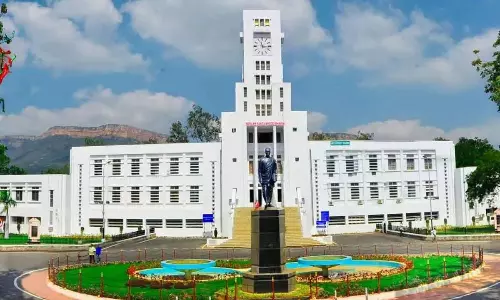 Protests at SVU After Female Students Complain of Harassment by Professor