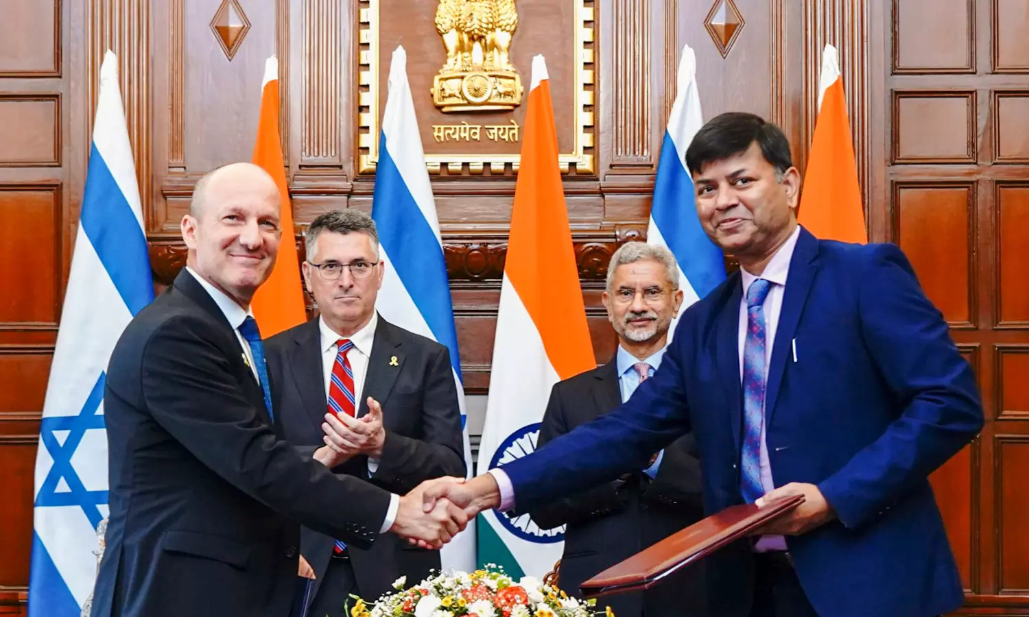 India, Israel Discuss Anti-Terror Cooperation, Trade Boost India, Israel Discuss Anti-Terror Cooperation, Trade Boost