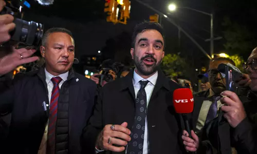 NYC Mayoral Election: Mamdani Leads Polls Against Cuomo, Sliwa