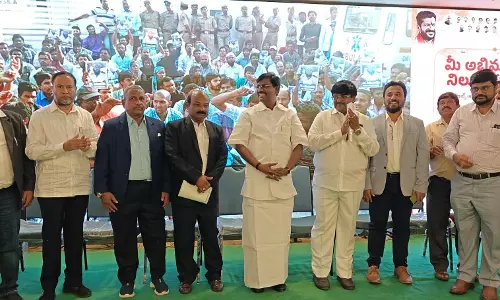 350 Private School Teachers Extend Support to Naveen Yadav