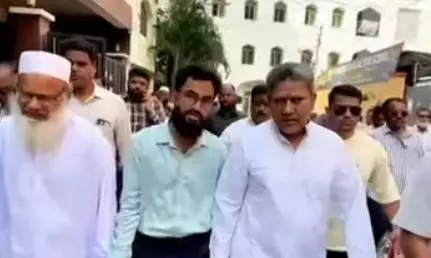 AIMIM MLA Seeks Votes for Congress Candidate