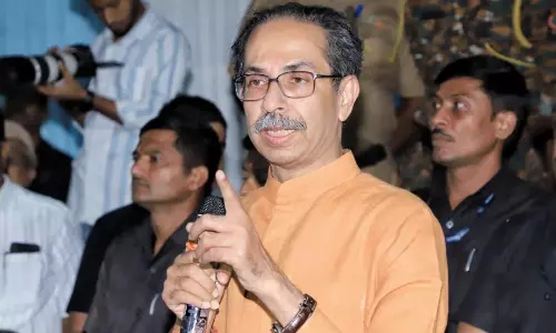 Fadnavis Busy in Bihar Leaving Maharashtra Farmers in Distress: Uddhav Thackeray