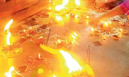 Hyderabad Celebrates Karthika Pournima With Pujas and Crackers