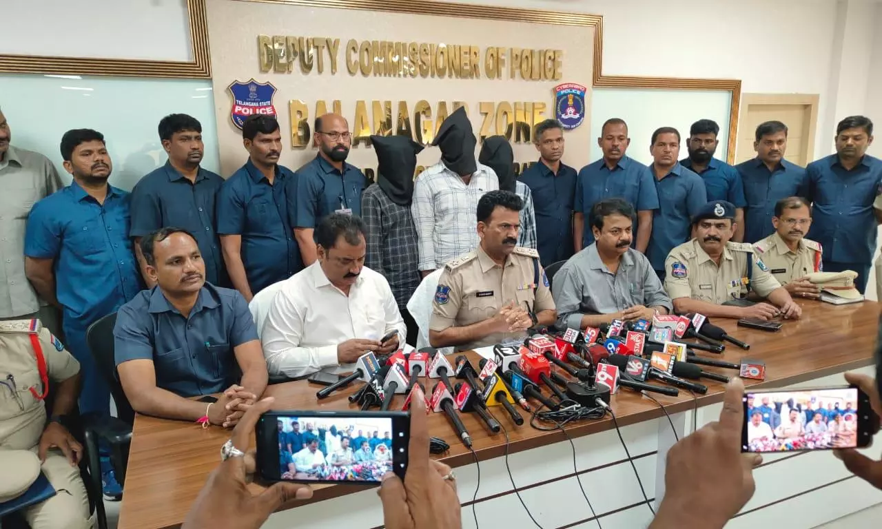 3 Held for Killing Auto Driver in Broad Daylight at Jagadgirigutta