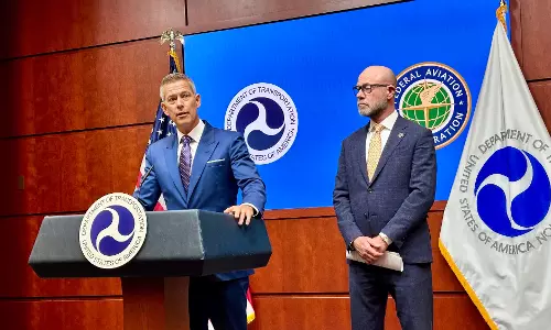 US Cuts Air Traffic by 10% Amid Shutdown