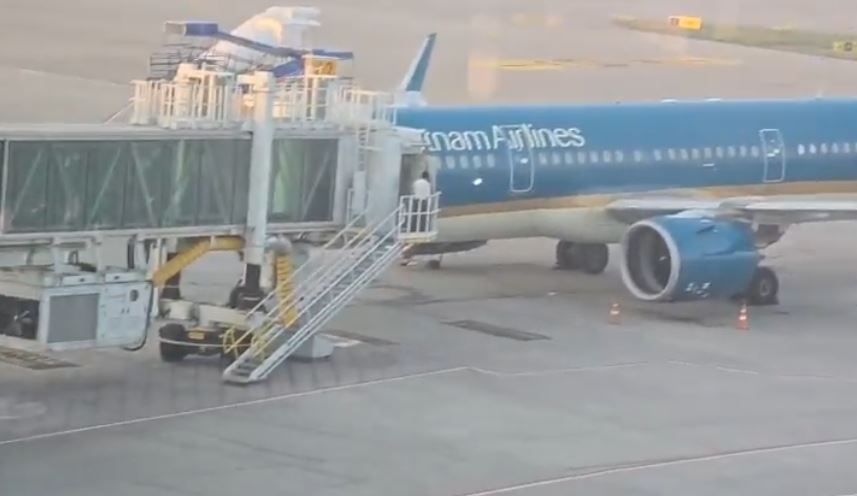 Delhi Airport Operations Slowly Normalizing After 15-Hour ATC System Glitch