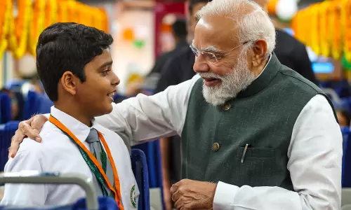 PM Modi Flags Off 4 Vande Bharat Trains from Varanasi