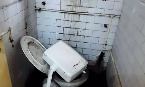 Haj House: No Women Toilets, Visitor Toilets Locked