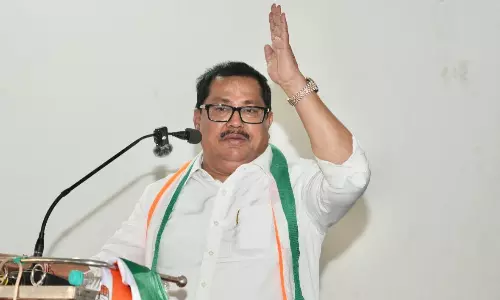 Wadettiwar Alleges Sarnaik Bought Rs.200 Cr Mira Bhayandar Land for Rs.3 Cr