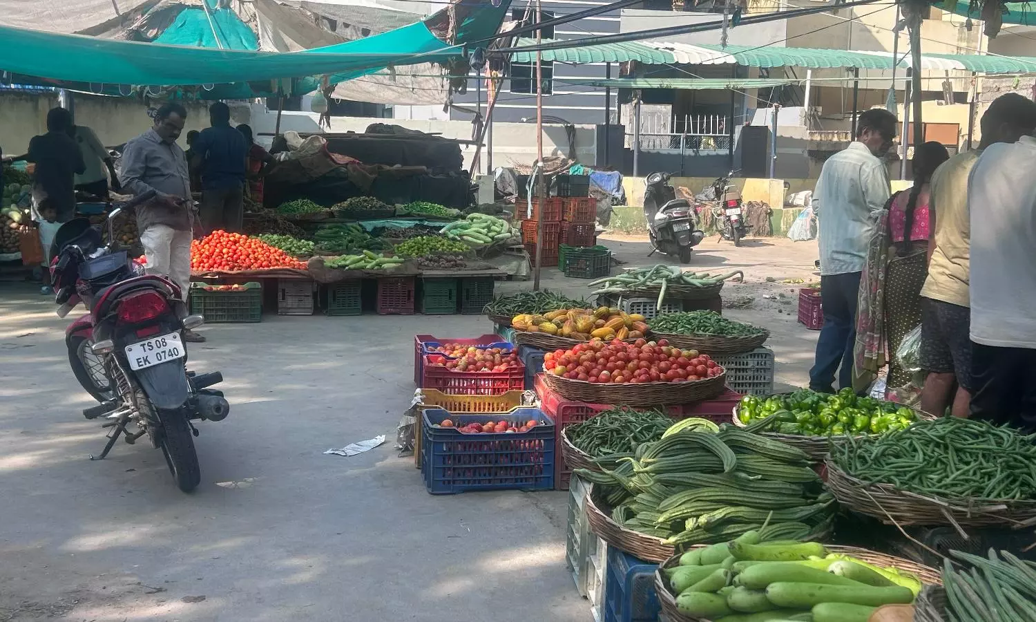 Cyclone Damage Pushes Up Vegetable Prices in Nalgonda