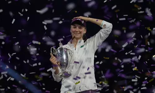 Rybakina Beats No. 1-Ranked Sabalenka to Win WTA Finals