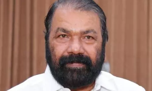 Kerala Govt Orders Probe into RSS Song on Vande Bharat Kerala Govt Orders Probe into RSS Song on Vande Bharat