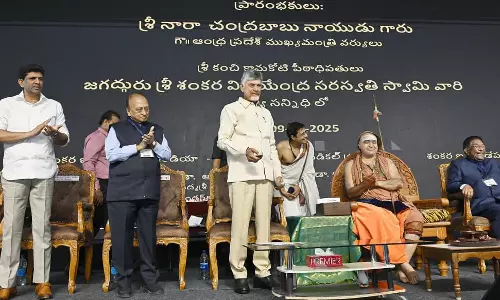 Naidu Announces ₹2.5 L Health Cover Plan