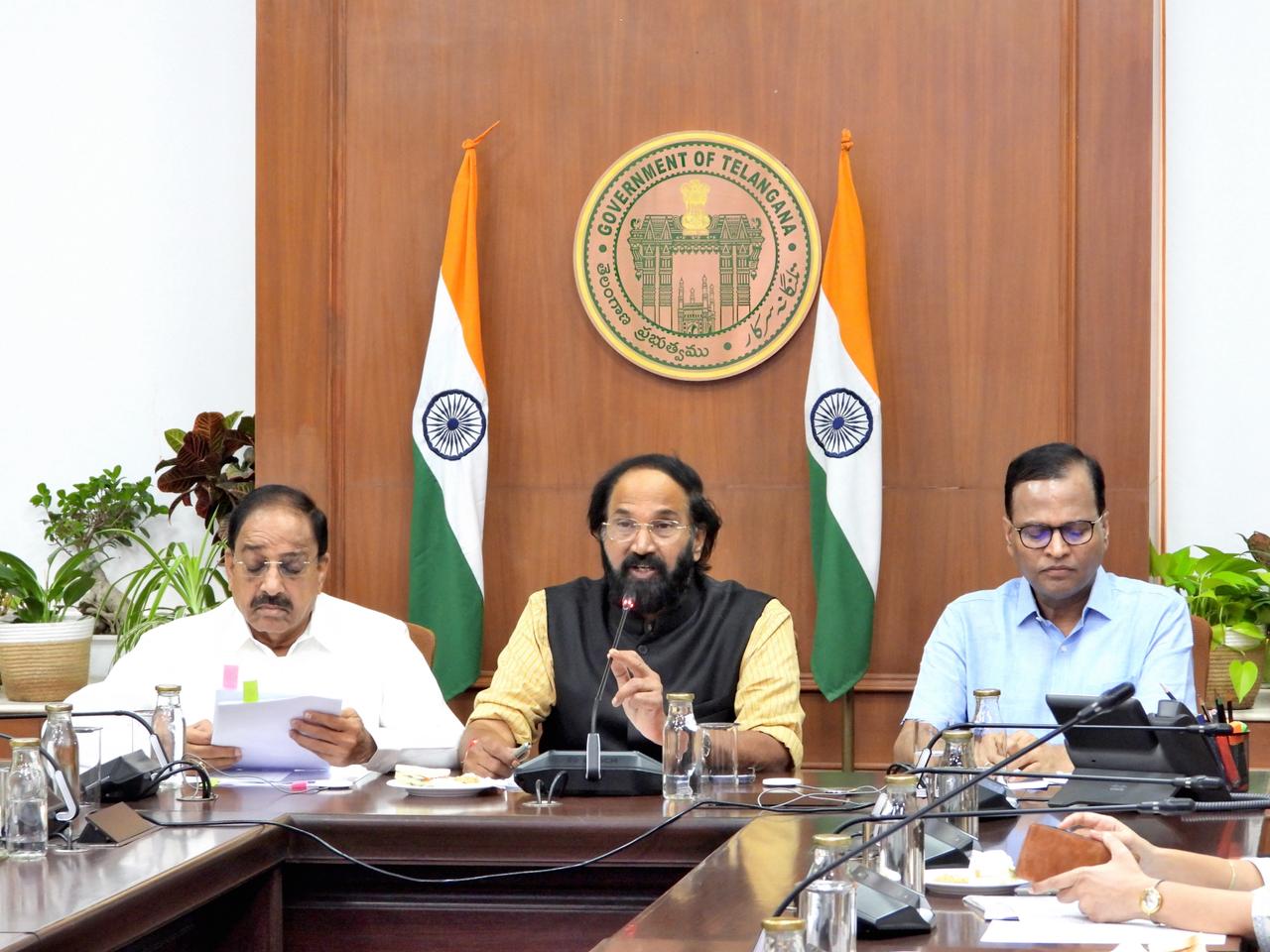 Uttam Evaluations File Paddy Procurement; Asks Officers to Keep Alert Uttam Evaluations File Paddy Procurement; Asks Officers to Keep Alert