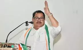 Maharashtra Congress Divided Over MNS Alliance Maharashtra Congress Divided Over MNS Alliance