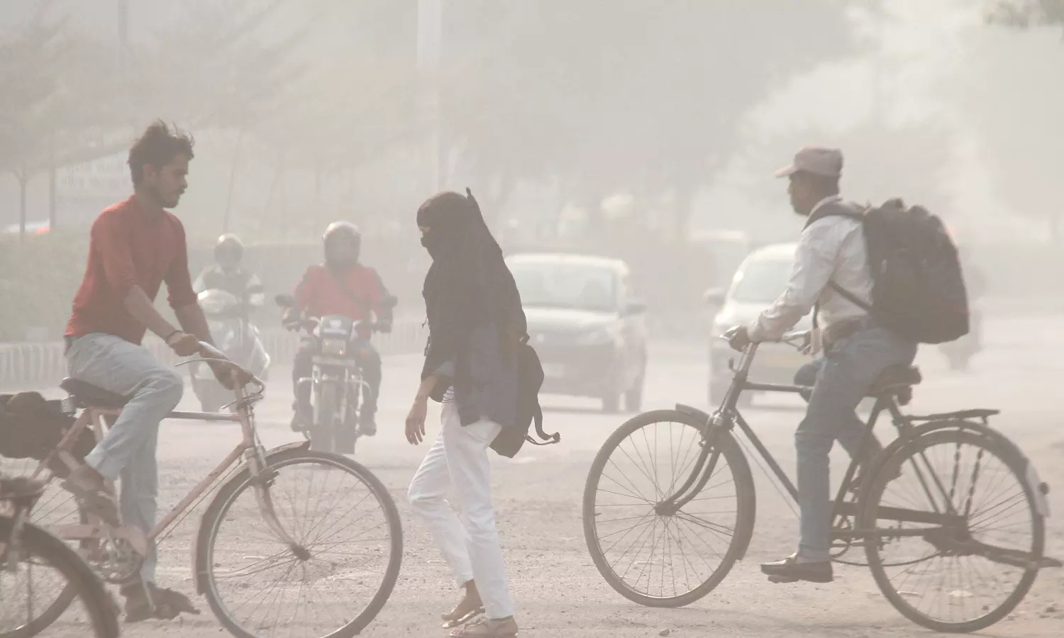 Delhi Govt Plans to Install Anti-Smog Guns Atop Kashmere Gate ISBT