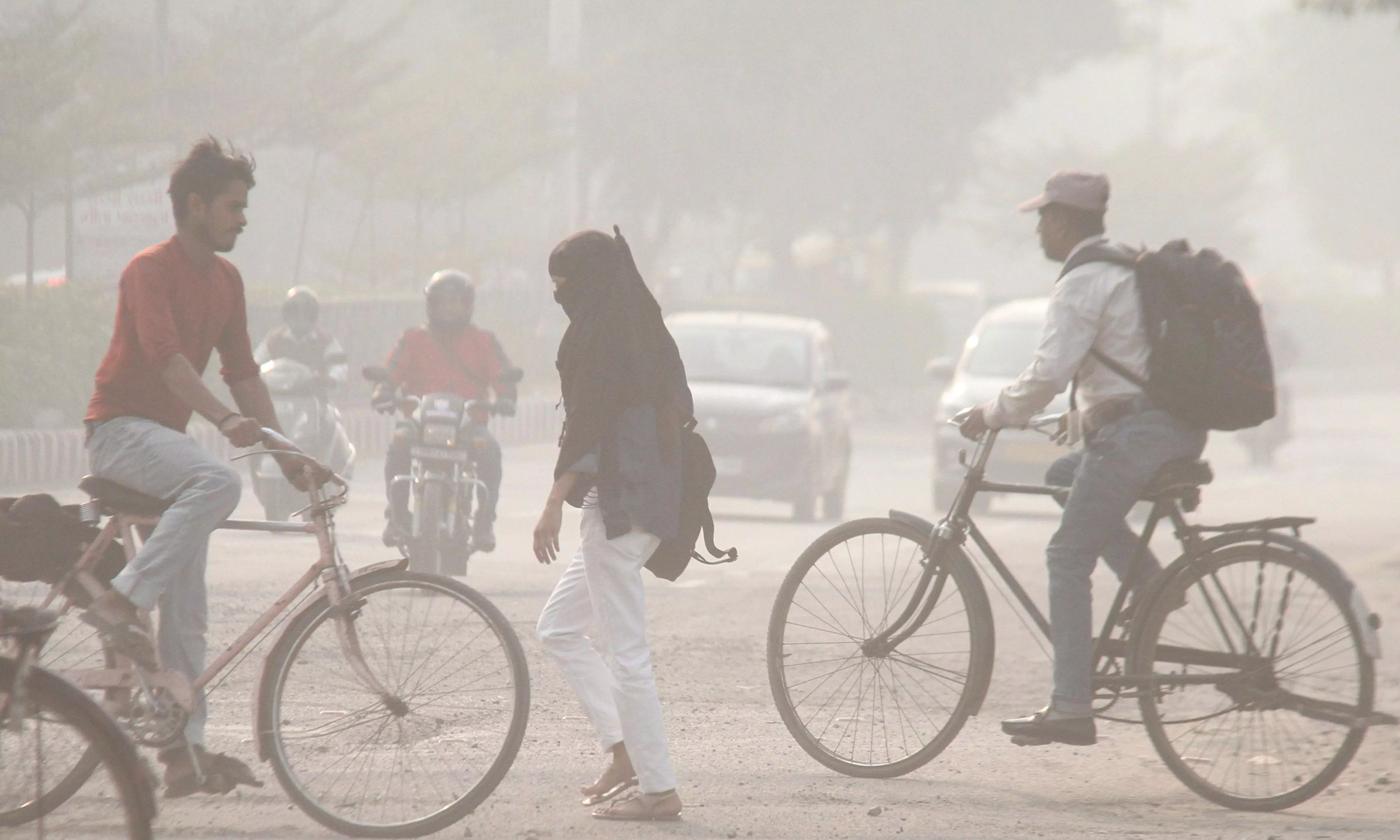 Delhis Air Continues to Deteriorate