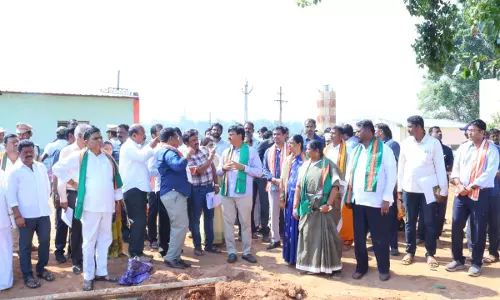 Ponguleti Inspects Medaram Works, Sets Dec 15 Deadline for Bridges Ponguleti Inspects Medaram Works, Sets Dec 15 Deadline for Bridges