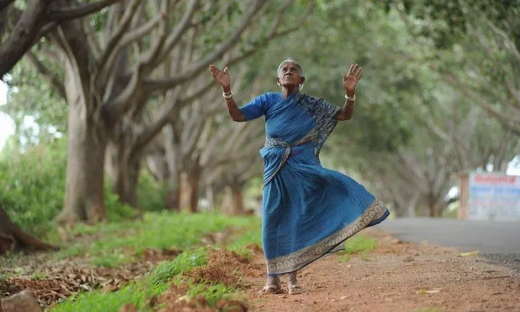 Saalumarada Thimmakka Dies At 114