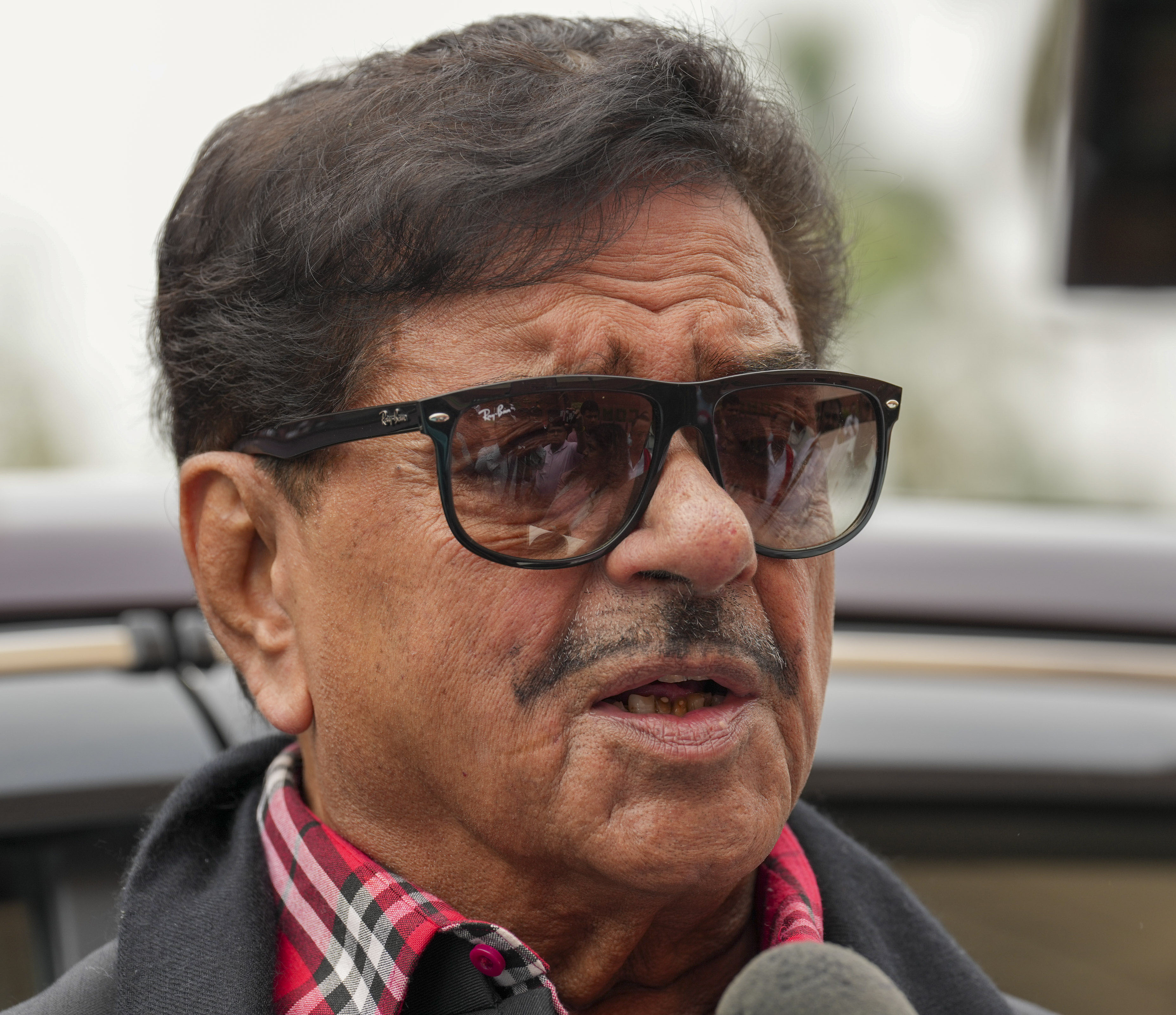 Shatrughan Sinha Congratulates Bihar CM Nitish Kumar, Stumps TMC