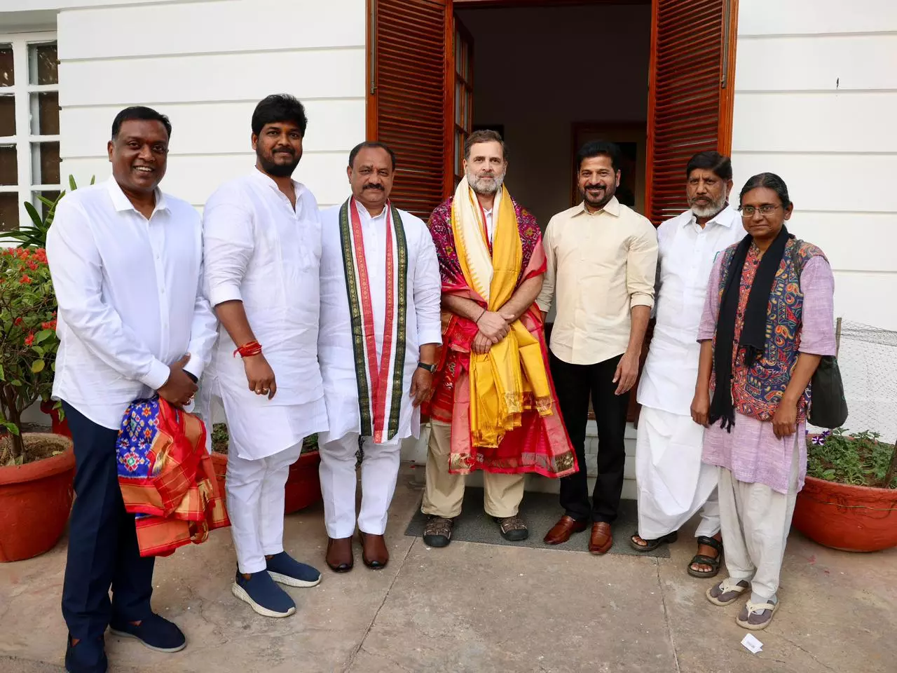 Revanth Earns Rahul Praise For Bypoll Win Revanth Earns Rahul Praise For Bypoll Win