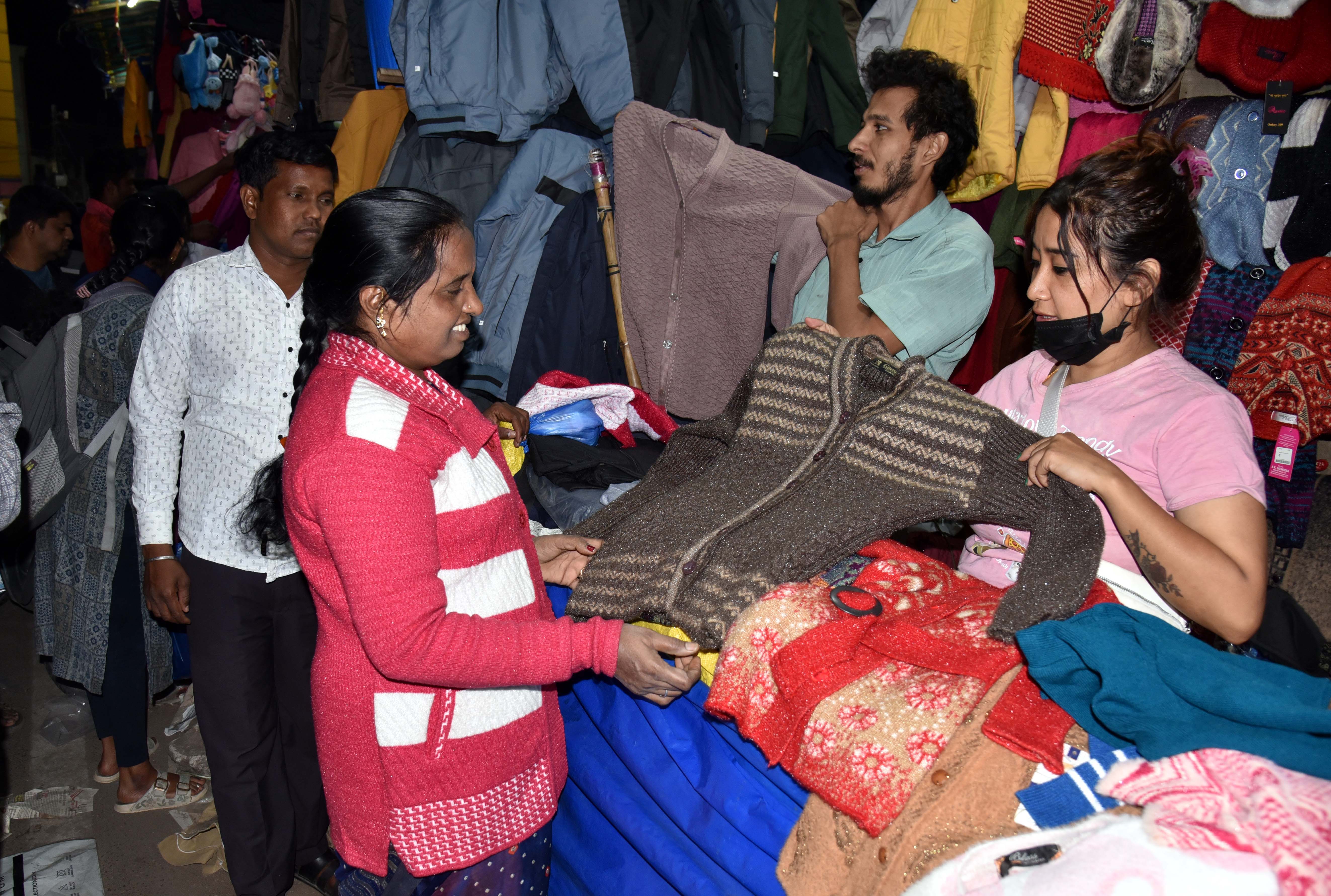 Hyderabad's Cold Spell Fuels Boom in Woollen Sales