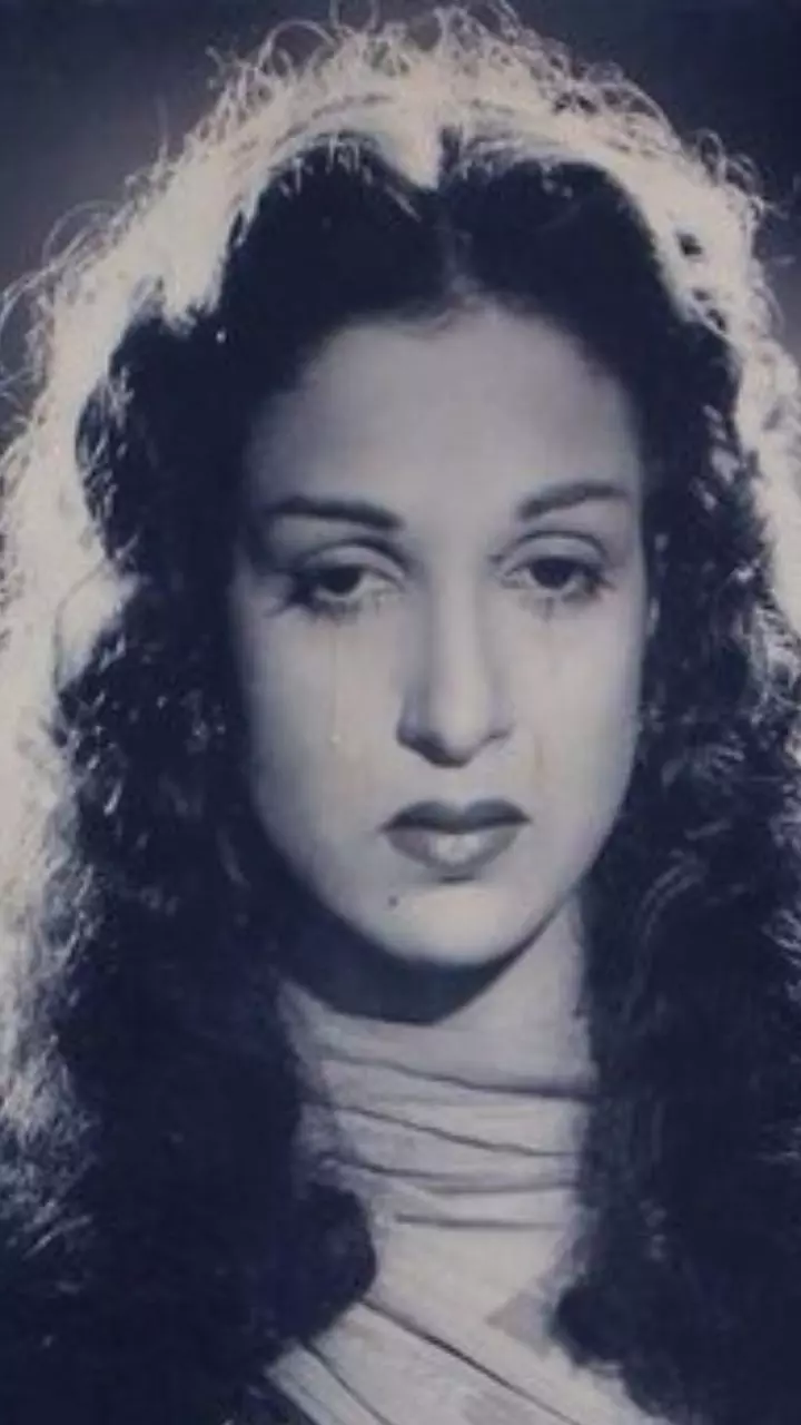 Kamini Kaushal: The Quiet Glow That Lit Up Indian Cinema