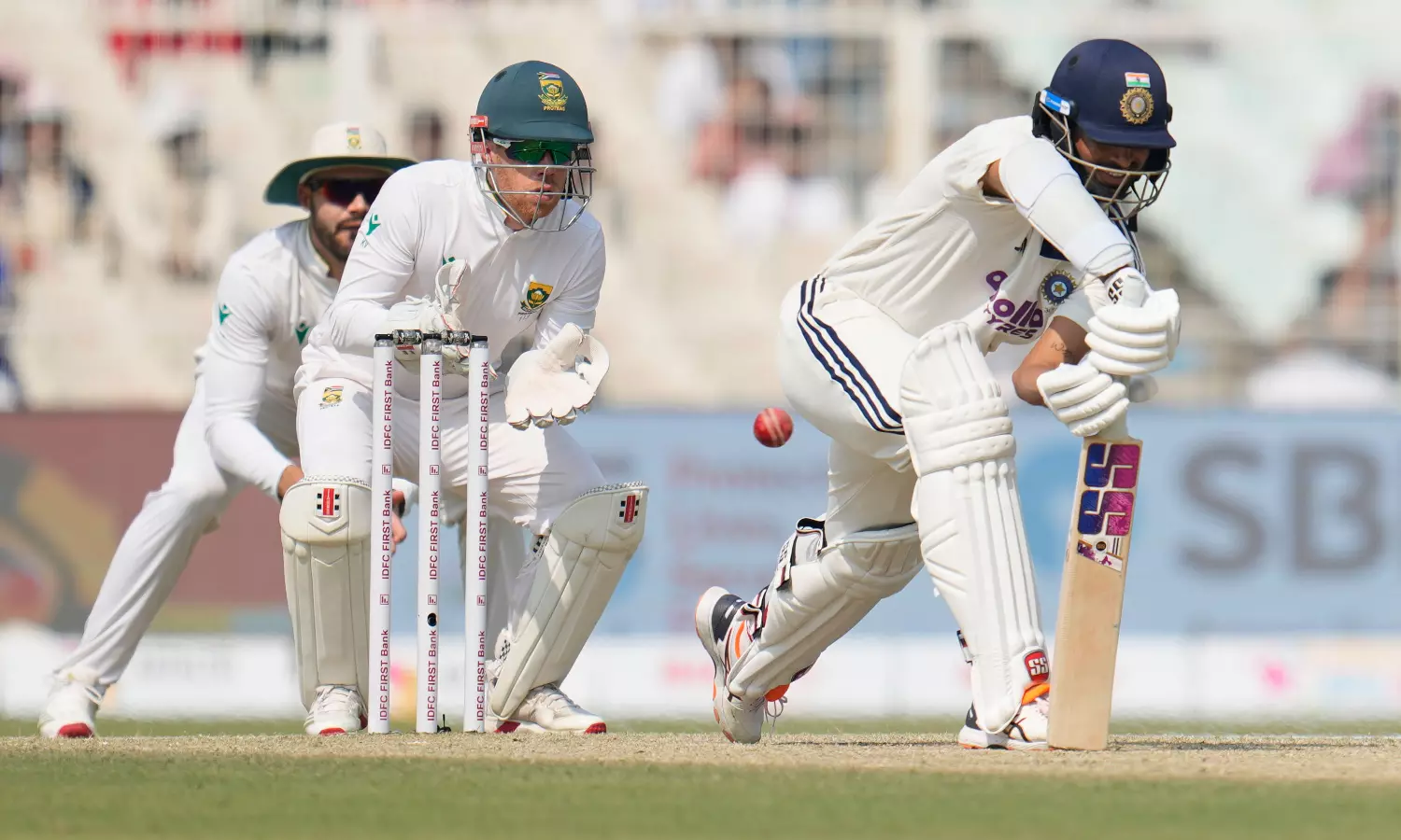 India at 10-2 Chasing 124 in Kolkata Test